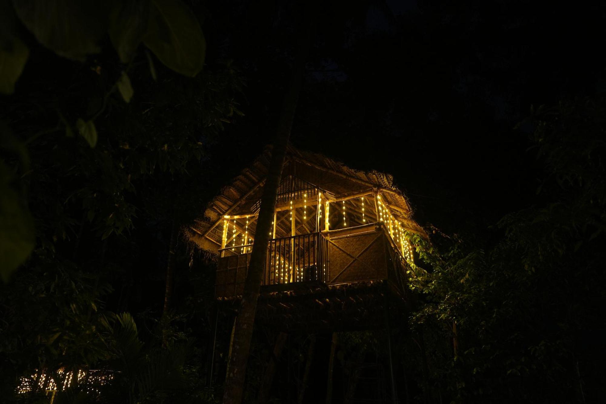 Kayyalas Courtyard Thrissur ภายนอก รูปภาพ