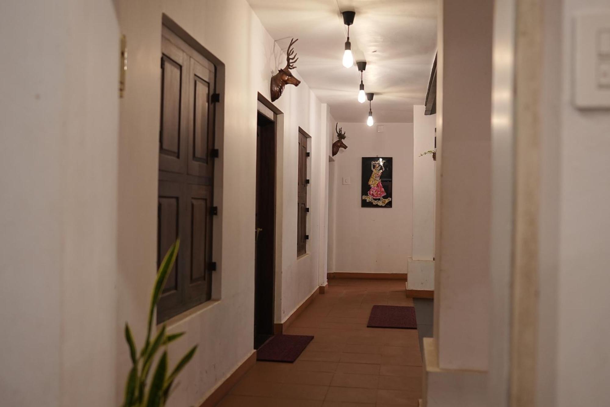 Kayyalas Courtyard Thrissur ภายนอก รูปภาพ